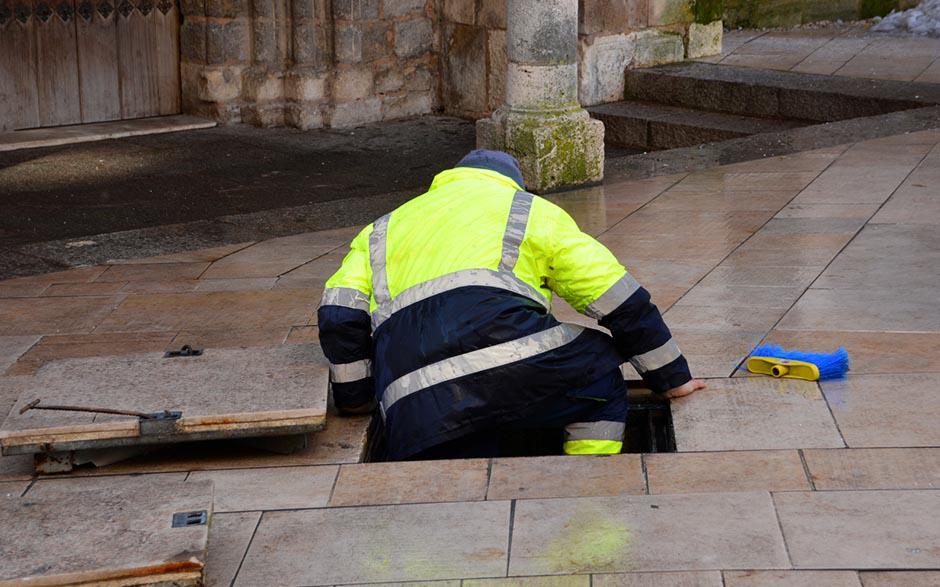 comment déboucher canalisation Paris